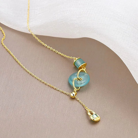 Halskette mit Anhänger aus chinesischem Kürbis und friedlicher Jade – Symbol für Glück und Sicherheit