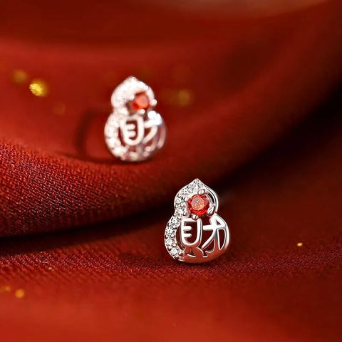 Reichtumsstiftende Kürbisohrringe im chinesischen Stil