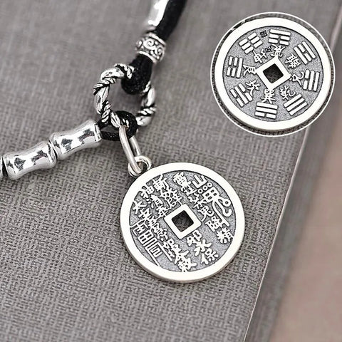 Bracelet Feng Shui triple avec cinq pièces impériales - Nœud en bambou, nuages ​​de bon augure, attire l'argent