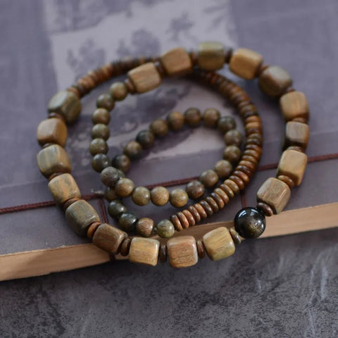 Grünes Sandelholz-Doppelschlaufenarmband – Ruhe &amp; Eleganz