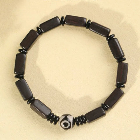 Armband aus natürlichen schwarzen Sandelholzperlen – Frische &amp; Eleganz