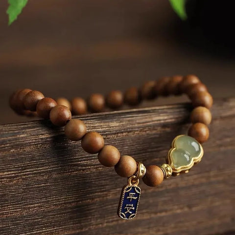 Bracelet Feng Shui taoïste en bois de santal et jade – Pour l'harmonie et la protection