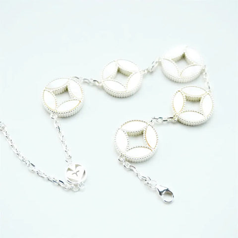 Bracelet taoïste en perles de nacre et pièces des cinq empereurs - Polyvalent, pur et parfait pour les couples