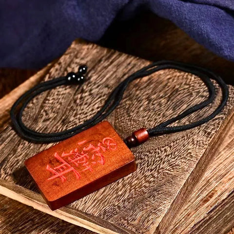 Taoistischer, vom Blitz getroffener Jujube-Holz-Ziwei-Hui mit zinnoberrotem Inlay-Anhänger